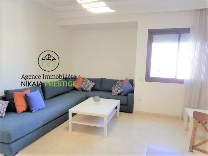 Location-Appartement-meublé-de-97-m²-2-chambres-parking-quartier-Racine-Casablanca
