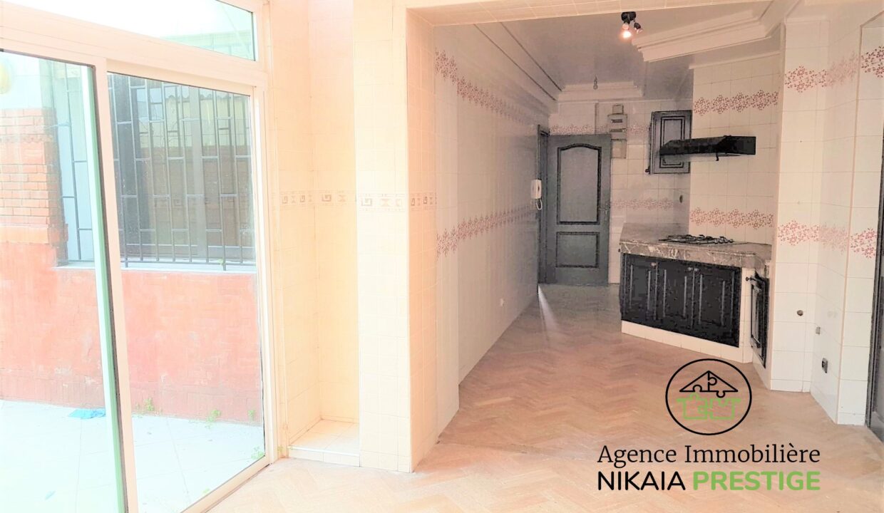 Location appartement de 183 m² avec Terrasse, 3 chambres, parking, quartier PALMIER, Casablanca 1 (7)