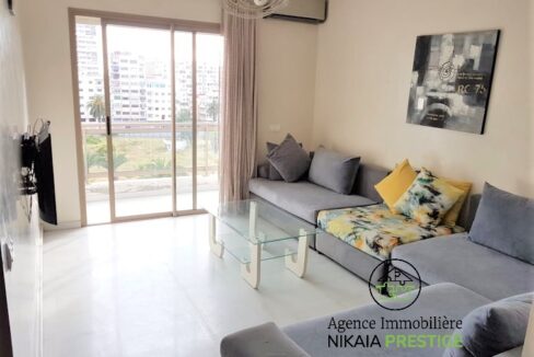 Location-studio-meublé-de-45-m²-avec-Balcon-plein-sud-1-chambre-parking-quartier-Maarif-Casablanca