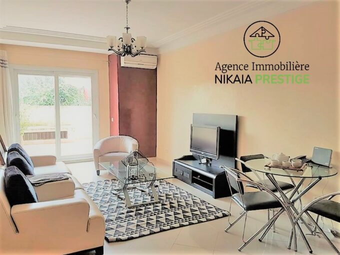Location-studio-meublé-de-87-m²-avec-terrasse-1-chambre-parking-quartier-Bourgogne-Casablanca