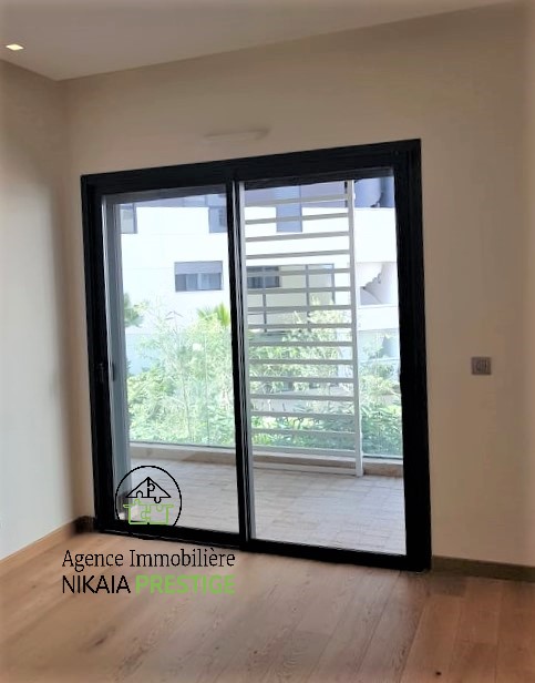 Vente appartement 104 m² avec terrasse, 2 chambres, parking, quartier Casablanca Finance City 1 (10)